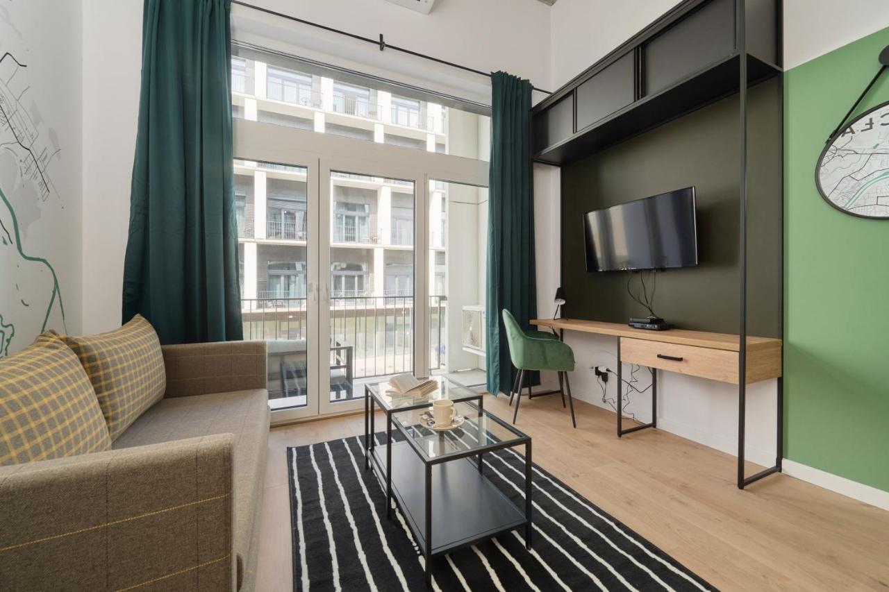Mezzanine Studio Apartments Zarembowicza Wroclaw Airport By Renters Экстерьер фото