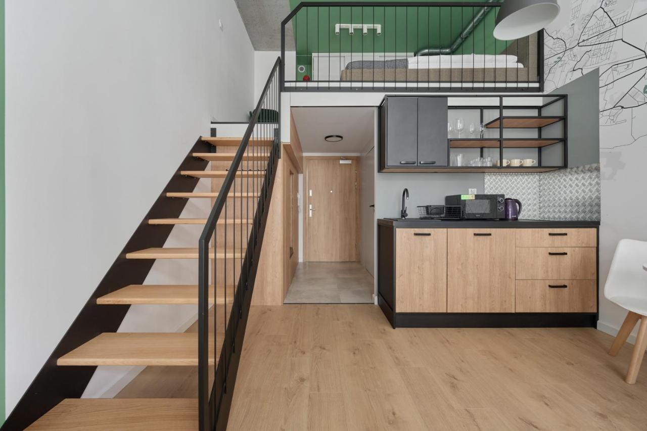 Mezzanine Studio Apartments Zarembowicza Wroclaw Airport By Renters Экстерьер фото